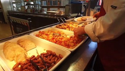 Winterbourne Academy's Christmas Lunch!