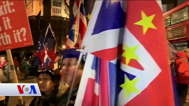 Londra'da Halk Bölünmüş Durumda