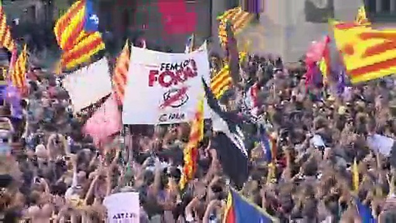 Una oficina de la Generalitat se dedica a denunciar a los contrarios al proceso independentista