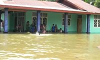Banjir 1 Meter Rendam Rumah Warga di Empat Kecamatan Kampar