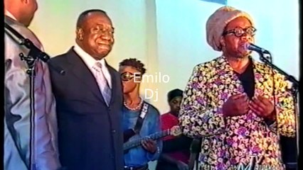 (Rare) Papa Wemba & Tabu Ley Rochereau- Concert d'aurevoir Paris LSC 2002 HD