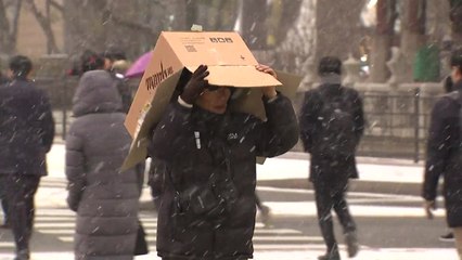 [날씨] 눈 그치자 찬 바람, 곳곳 빙판...내일 기습 강추위 / YTN