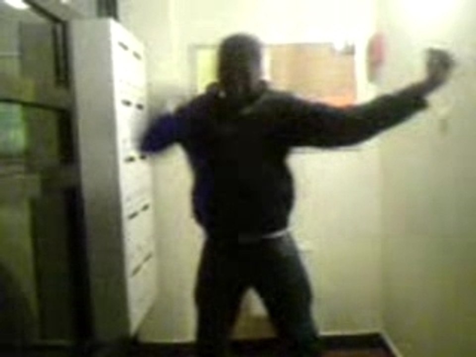 Christo en mode tecktonik