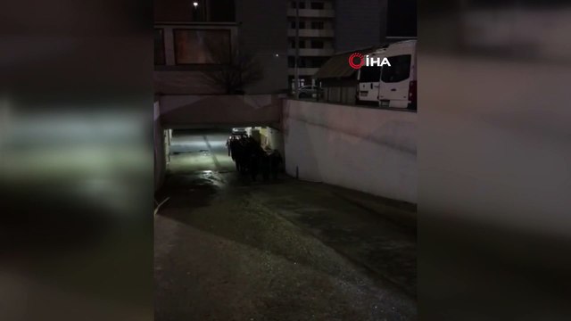 - İstanbul ve Gebze'de yakalanan organize suç örgütü üyeleri adliyeye sevk edildi
