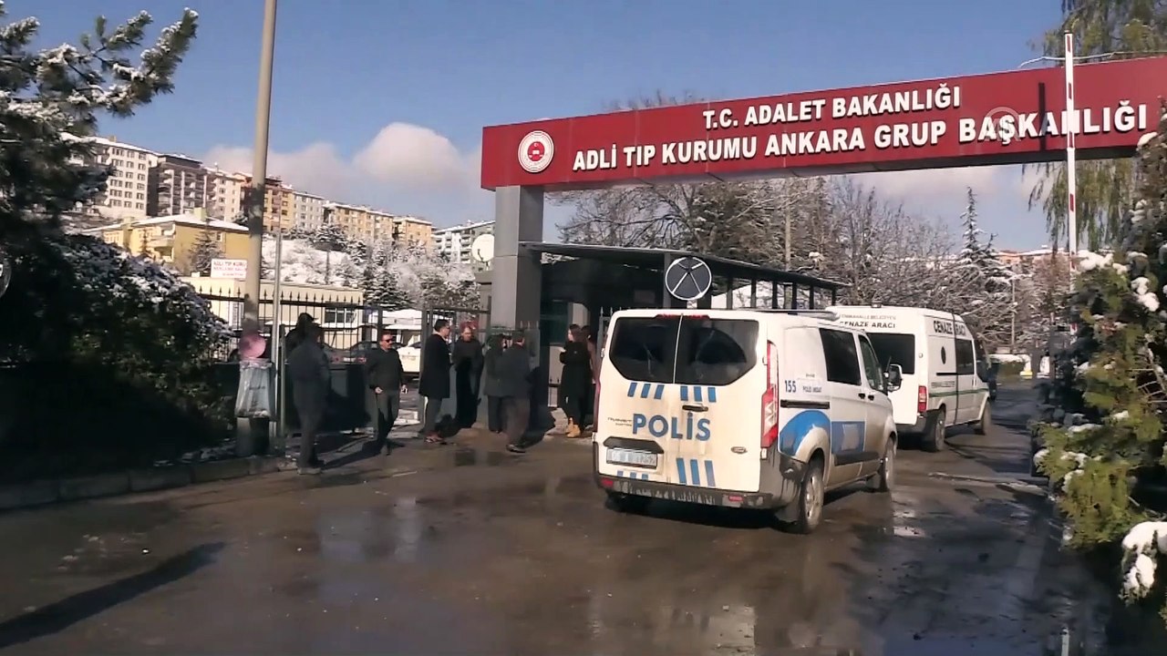 Tren kazasında hayatını kaybeden yolcuların cenazeleri Adli Tıp Kurumu'na getirildi - ANKARA
