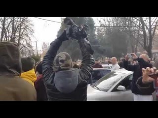 Vazhdon protesta e të punësuarve në Qendrën Klinike