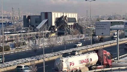 Acidente ferroviário deixa nove mortos na Turquia