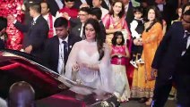 Rajnath Singh, Kareena Kapoor, SRK & Others At Isha Ambani Wedding Celebration