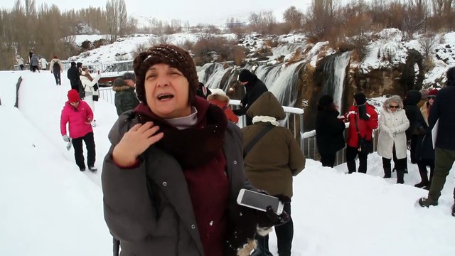 Muradiye Şelalesi ilgi görüyor - VAN
