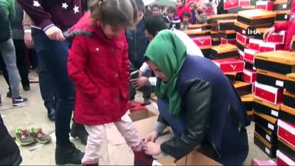 Şanlıurfa'da 9 Bin 999 Adet Ayakkabı Öğrencilere Dağıtıldı