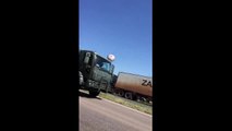 Balão cai em caminhões-tanque em Araucária