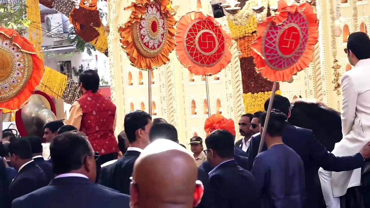 Anant and Akash Ambani Grand Entry at Isha Ambani Wedding Ceremony