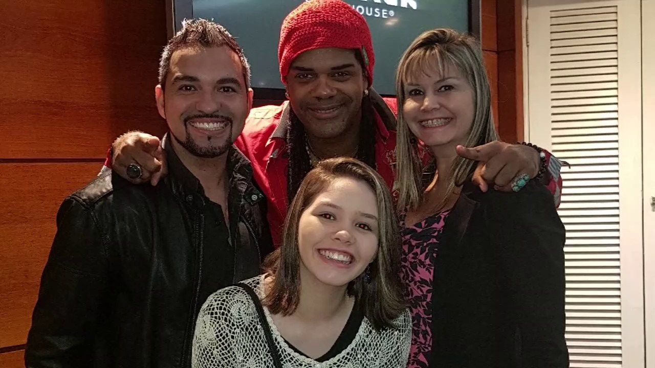 Vinícius Leão, Simone e Beatriz...video com fotos no show do cantor internacional "ANDRU DONALDS"