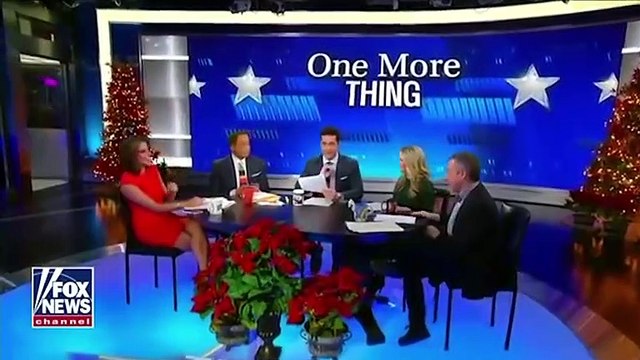 Fox News Host Jesse Watters Reads Text From His Mom Urging Him Not To Be Trump's Chief Of Staff