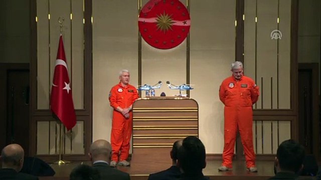 Türk Savunma Sanayii Zirvesi - Pilot Virlan ve Pilot Ateş - ANKARA