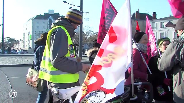 Pouvoir d'achat: les syndicats peine à mobiliser - 14/12/2018