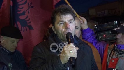 Ora News - Protesta në Durrës, Shkodër e Berat, bllokohen rrugët