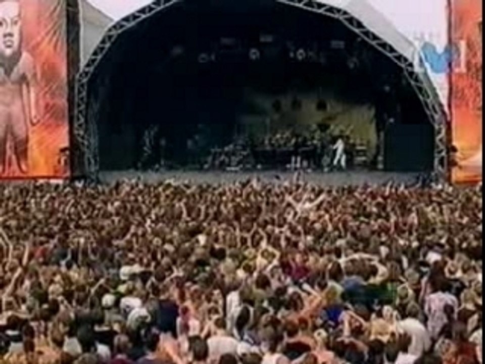 Korn - A.D.I.D.A.S. (Live Sydney Big Day Out 99)(1)