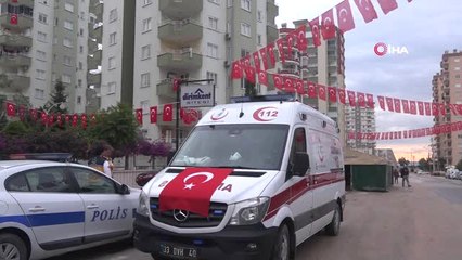 Mersin'deki Şehidin Evi Bayraklarla Donatıldı
