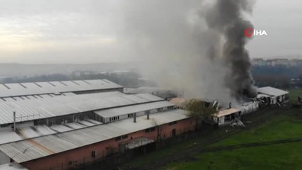 Arnavutköy'de Sünger Fabrikasındaki Yangın Havadan Görüntülendi