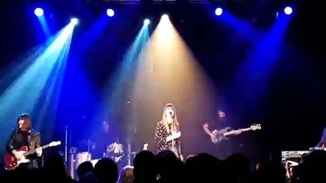 Clara Luciani en concert à la Souris verte