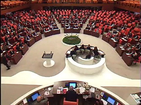 MHP'li Saffet Sancaklı: Alpay kardeşimle ben 20 sene yarım kiloluk bir cisme kafa attık, mazur görün