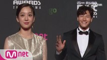 Red Carpet with Jung Ryeo Won(정려원) & Kim Jong Kook(김종국)│2018 MAMA in HONG KONG