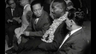 KTT Non-Blok Ke-2 Pertentangan Negara Moderat (Nehru) - Negara Radikal (Soekarno ,Kwame Nkrumah) 10