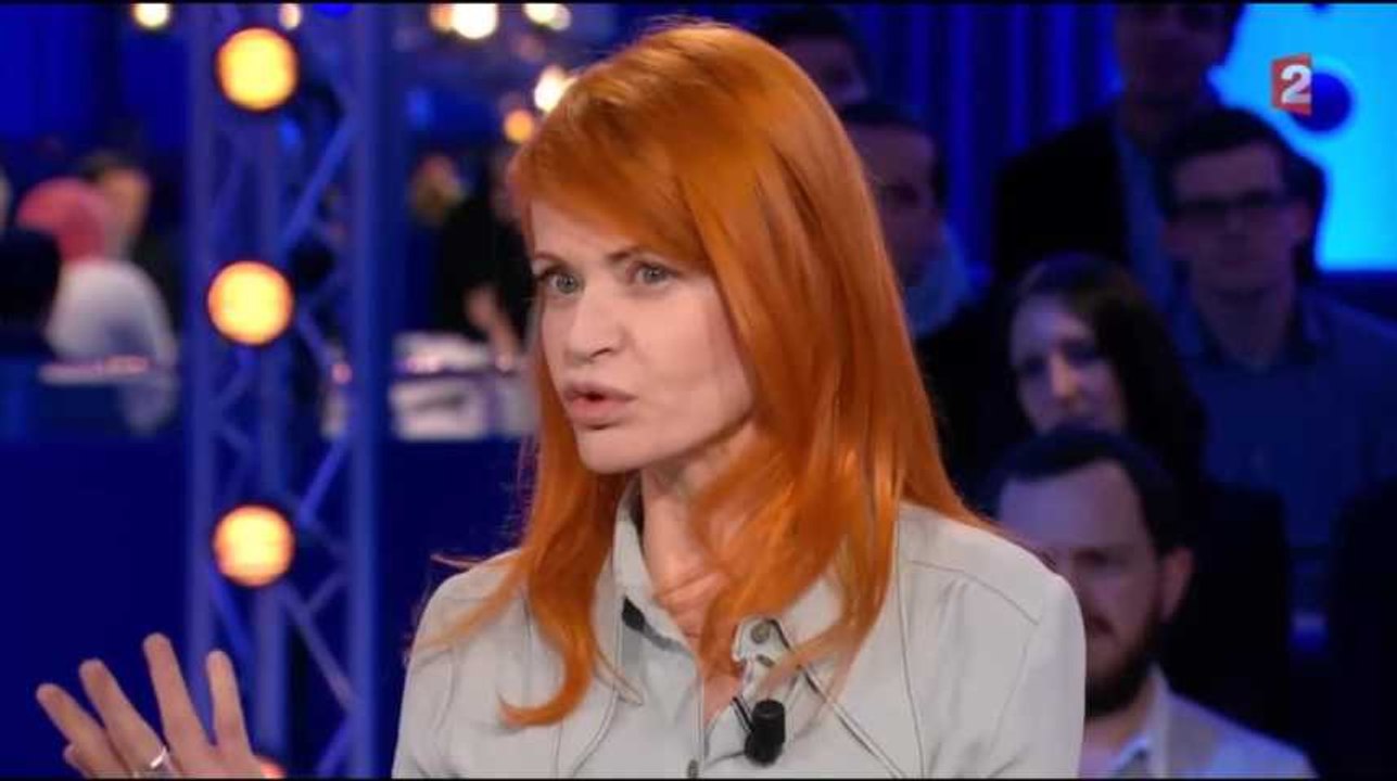 Axelle Red dérange avec ses propos sur l'épilation intégrale dans "ONPC"