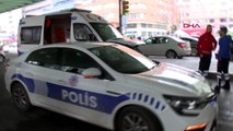 Dha İstanbul - Mecideyköy'de Ambulans ile Bir Araç Çarpıştı