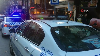 Trafik polisi bu kez ceza yerine akü takviyesi yaptı