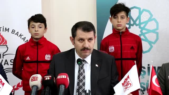 Sivasspor'un Altyapısına Yetenekli Öğrenci Kazandırma Projesi