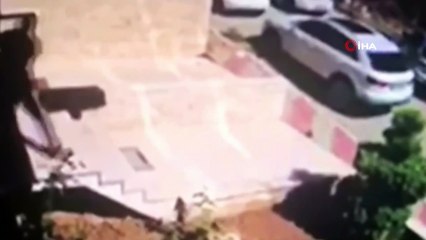 Çetenin iş adamlarını döverek tehdit ettikleri görüntüler ortaya çıktı