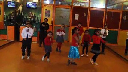 Love Dose | Yo Yo Honey Singh Dance Performance by Step2Step Dance Studio