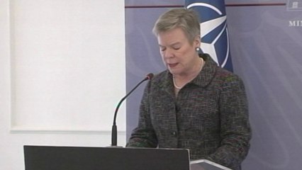 Ora News - NATO e keqardhur me Kosovën, por thekson: Ushtria nuk krijon tensione në rajon