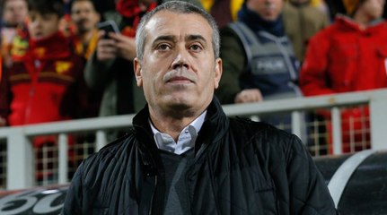 Göztepe Teknik Direktörü Kemal Özdeş, Geleceğe Umutla Bakıyor