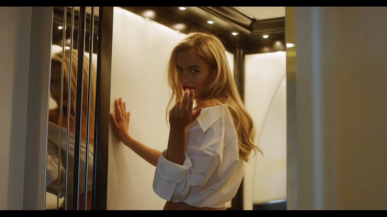 Porte-à-Vie Christmas Campaign Film