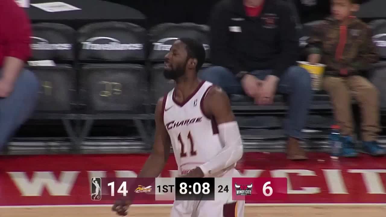 Scoochie Smith knocks it down as the clock expires