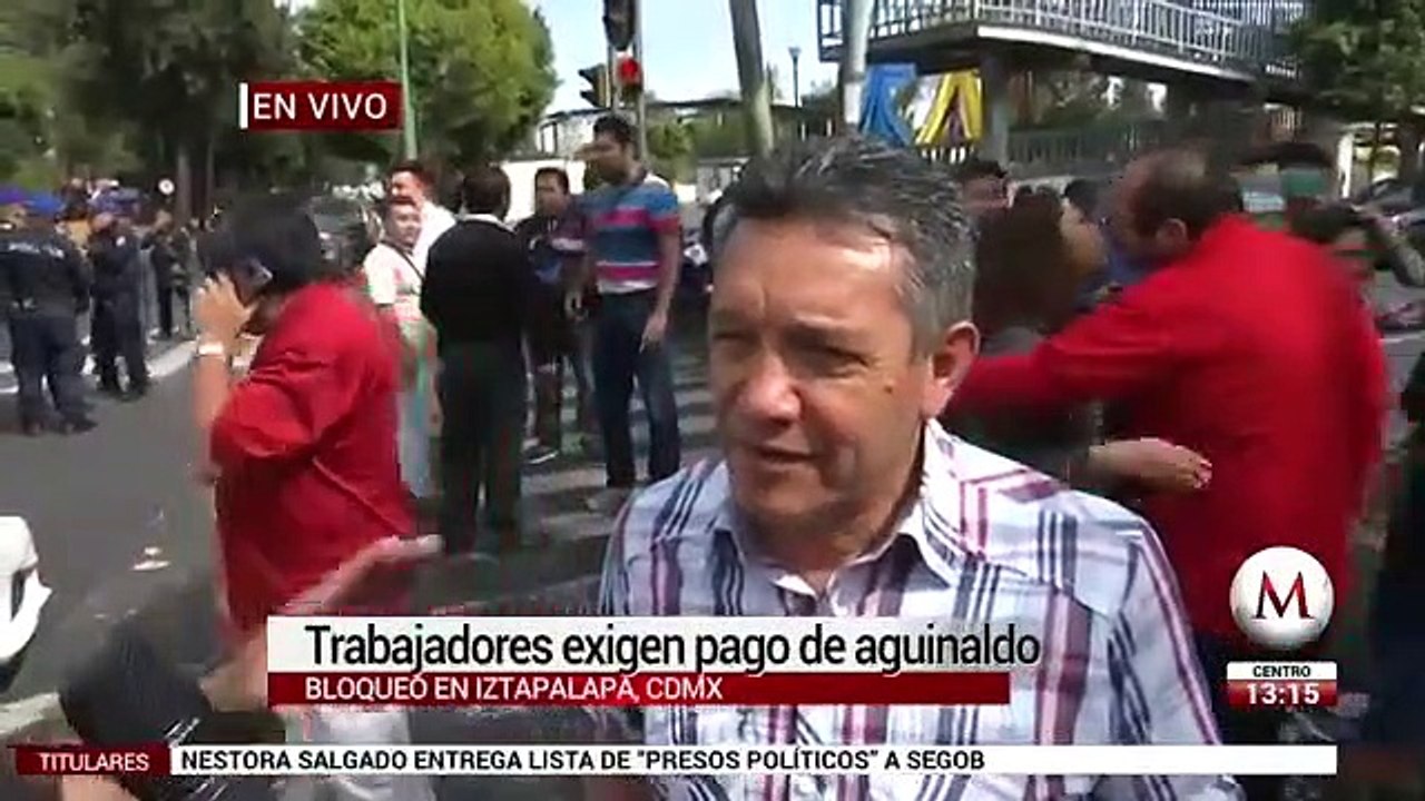 Trabajadores exigen pago de aguinaldo