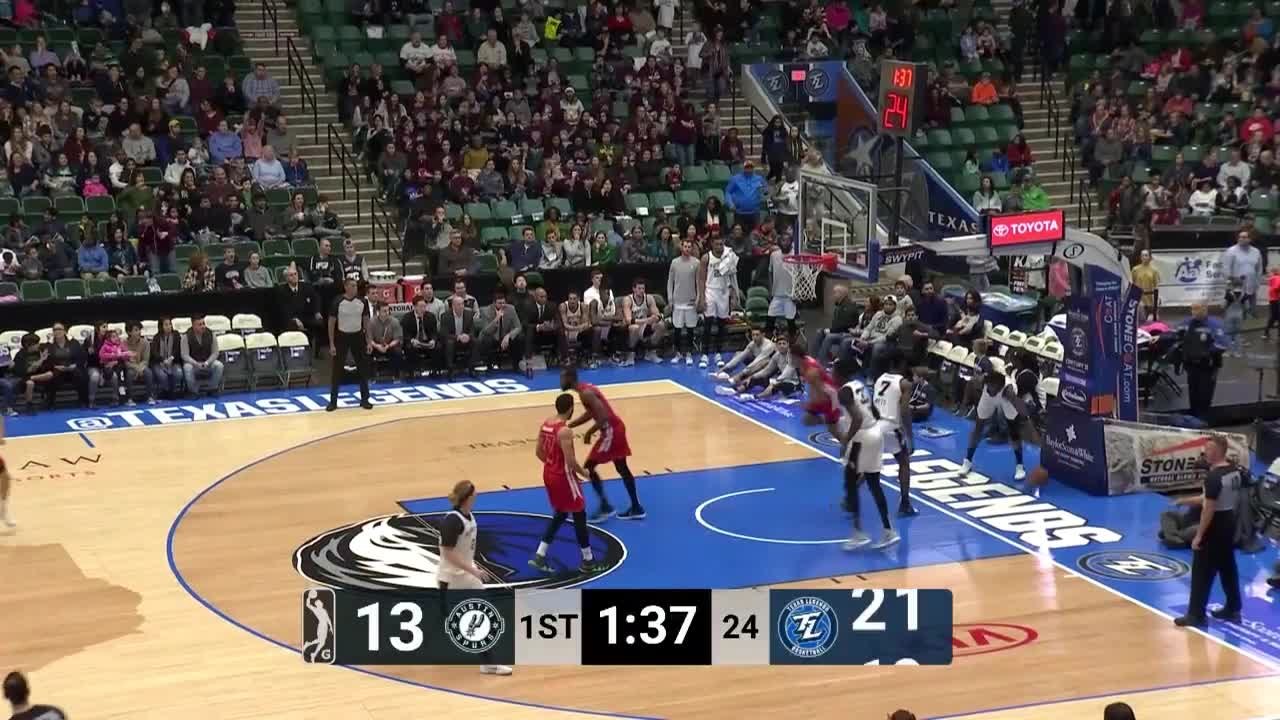 Frank Jackson with the big dunk