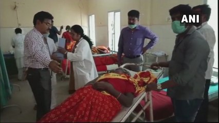 പ്രസാദം കഴിച്ച് മരിച്ചവരില്‍ ക്ഷേത്രം പാചകക്കാരന്റെ മകളും | #Mysore | Oneindia Malayalam