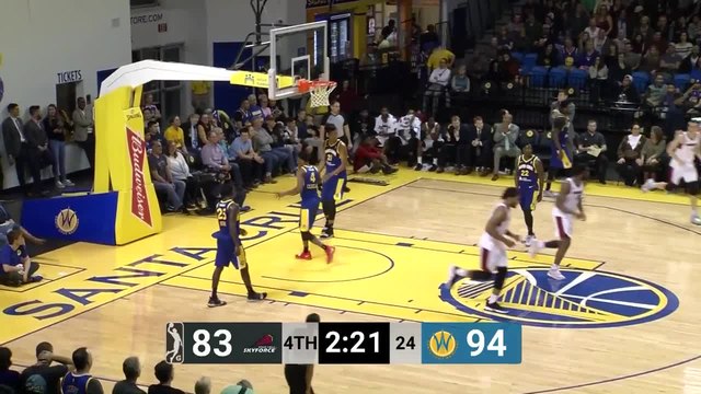 Duncan Robinson (25 points) Highlights vs. Santa Cruz Warriors