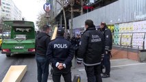 İstanbul- Osmanbey Metro Durağında Bir Kişi Raylara Atladı- 4