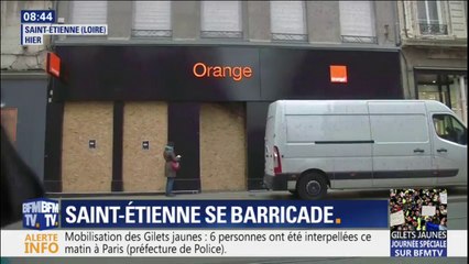 Gilets jaunes: Saint-Etienne se barricade avant la mobilisation
