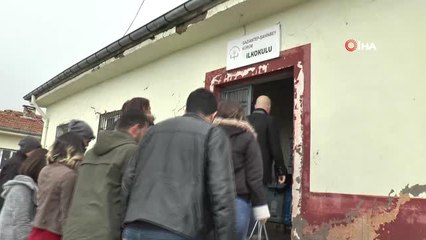 Köy Okullarındaki Çocuklar İlk Kez Kuaför Sevinci Yaşadı