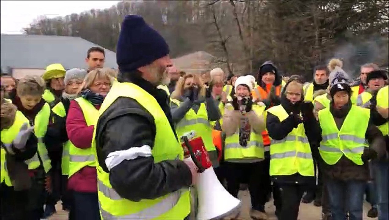 Bar-le-Duc : marche des gilets jaunes vers la préfecture de la Meuse