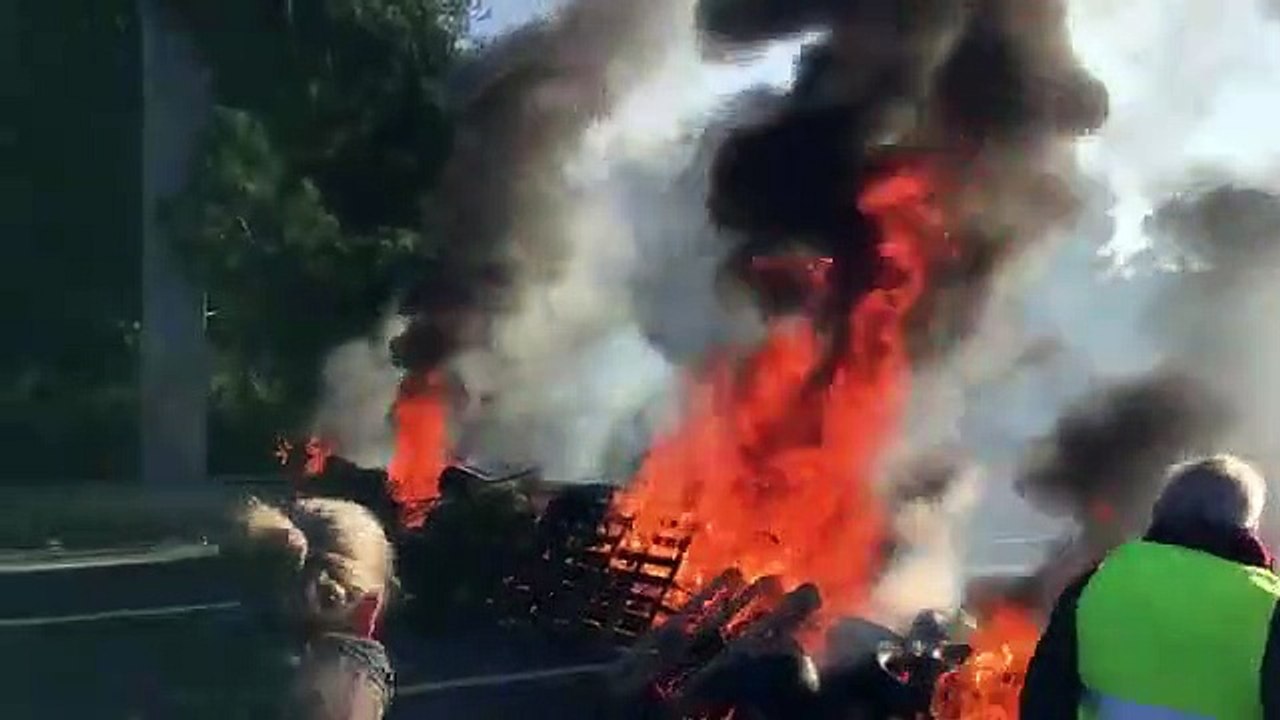 "Sarı Yelek"lerin beşinci hafta sonu mesaisi