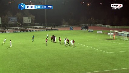 Coup franc très bien frappé par DAUBIN mais GUIVARCH était sur la trajectoire.