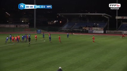 Coup franc capté par le gardien