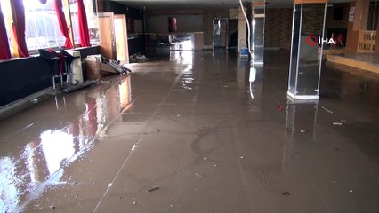 Kırılan baraj kapağının yükselttiği sular çekildi, zarar ortaya çıktı